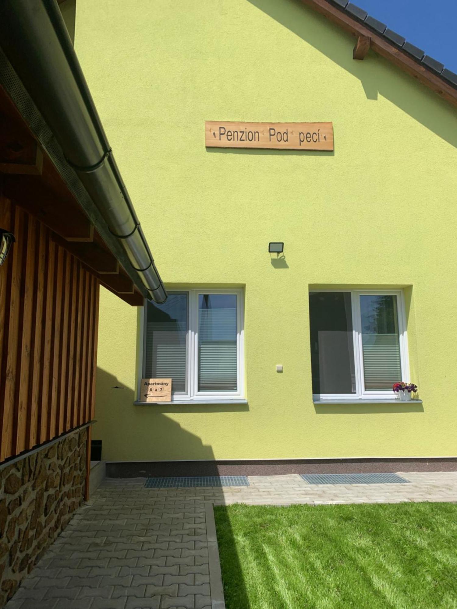 Penzion Pod Peci Lenora Exterior foto